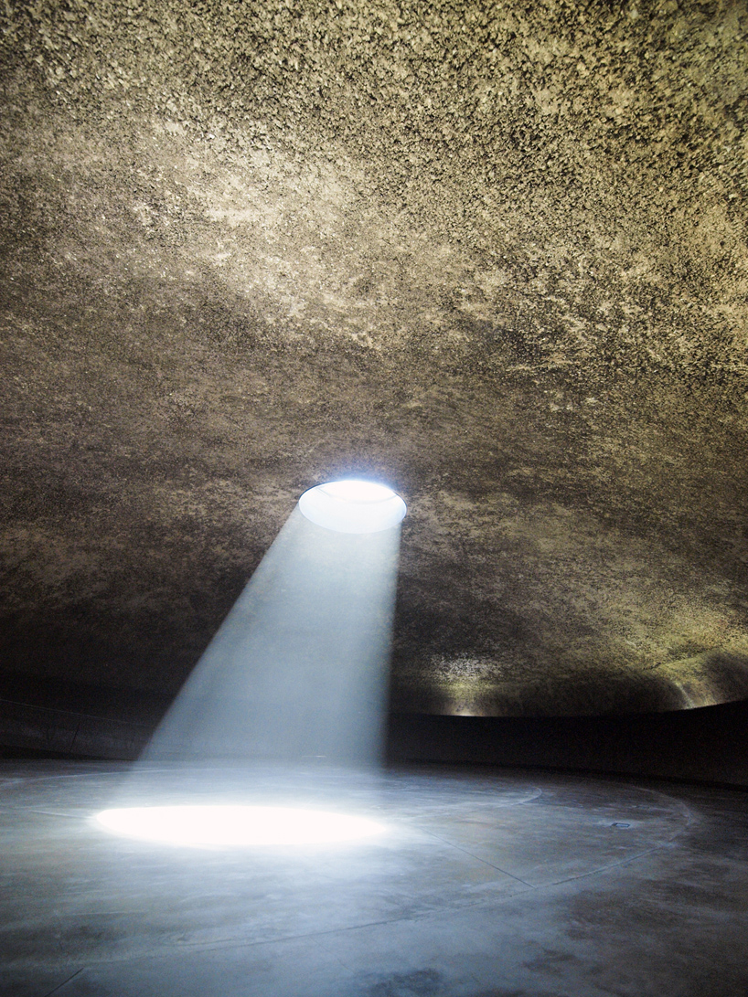 fuses-viader completes museum and hotel complex in a spanish 19th-century fortress