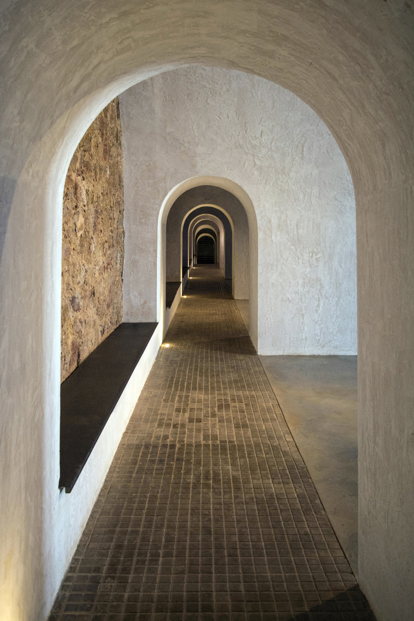 fuses-viader completes museum and hotel complex in a spanish 19th-century fortress