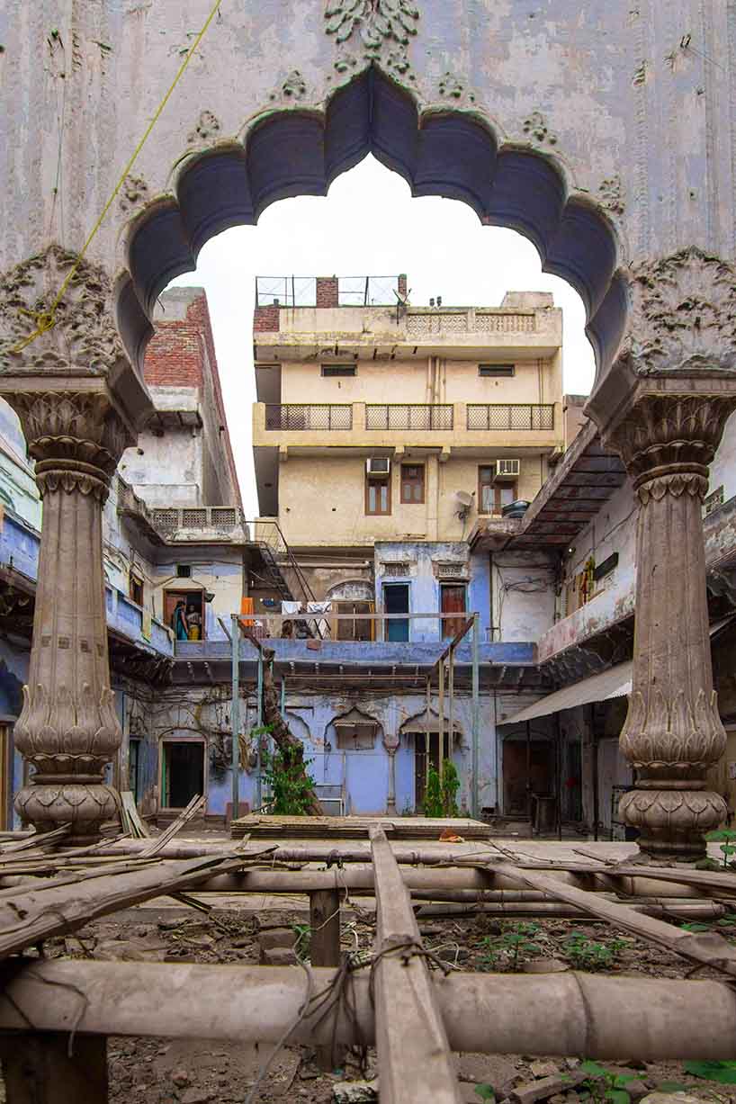 photo series captures the multiple layers that compose the urban fabric of delhi today