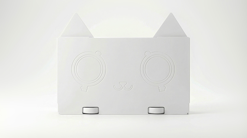 folding ears and face decorations turn robotic vacuum cleaners into small pet helpers