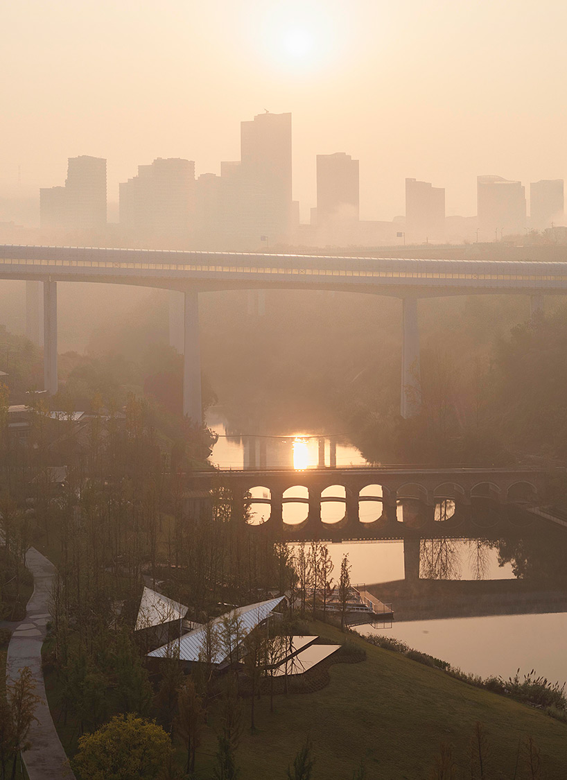 chongqing luxerivers cafe 11