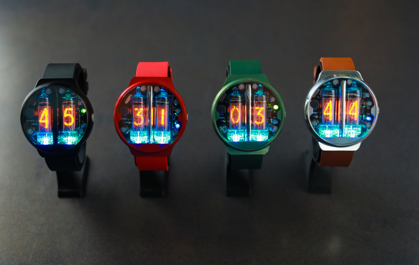 nixoid next': an up-to-date wristwatch with neon-filled glass