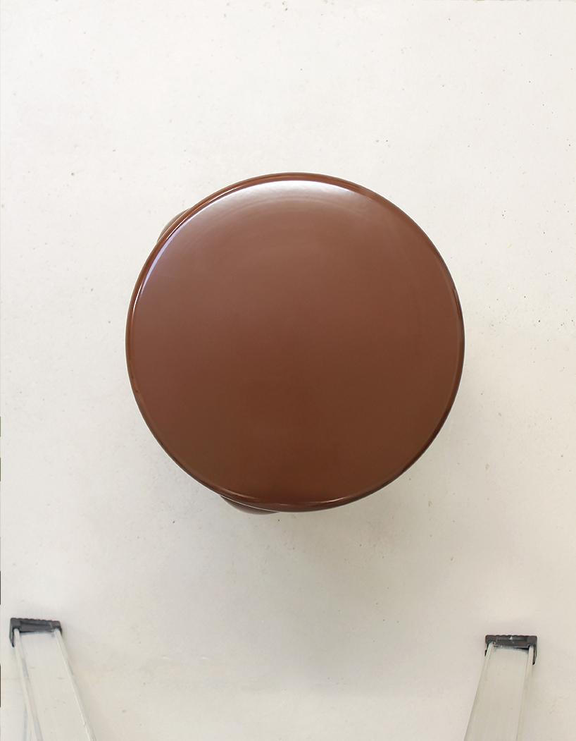 bold and soft expression pressura stool table 2