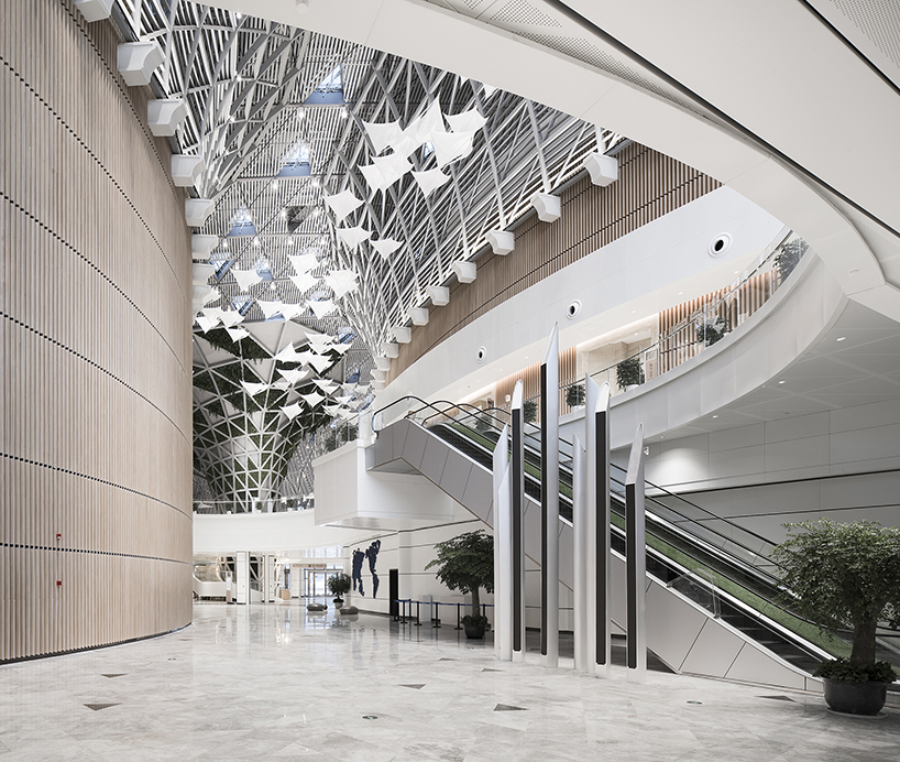 UAD studio constructs a huge ellipsoid shaped UN forum in china