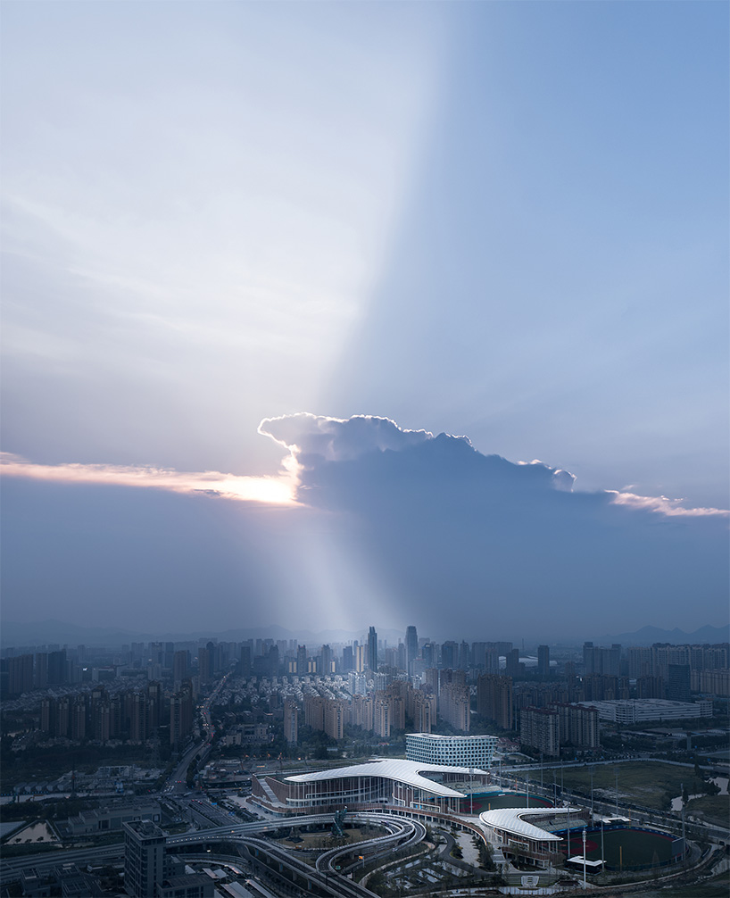 wings of cloud