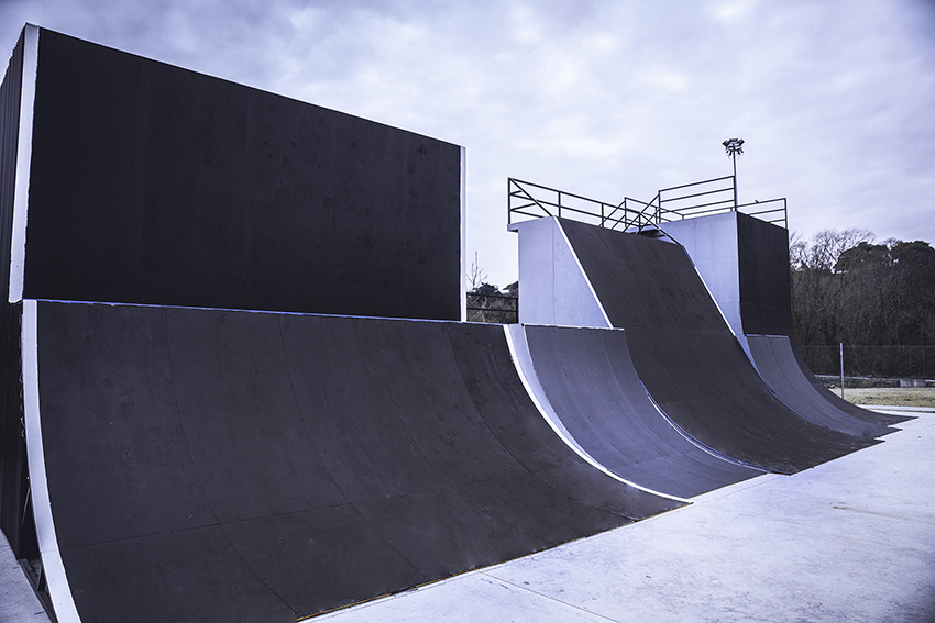 14 obstacles of different geometries make up the kempes BMX park in córdoba, argentina designboom