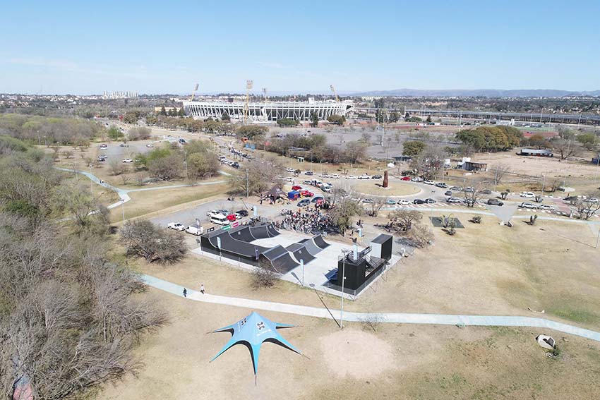 14 obstacles of different geometries make up the kempes BMX park in córdoba, argentina designboom