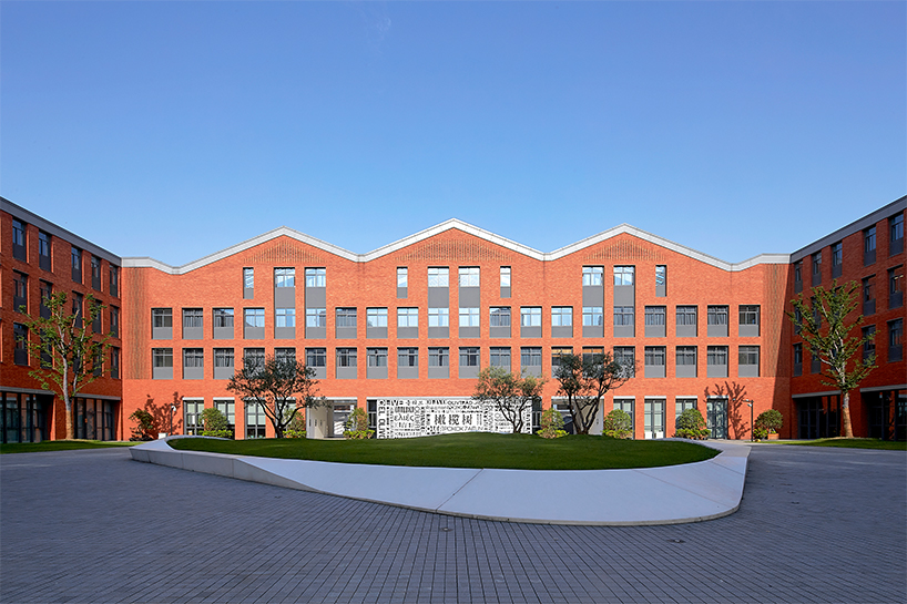 yca-olive-tree-school-hangzhou-china-04-25-19-designboom