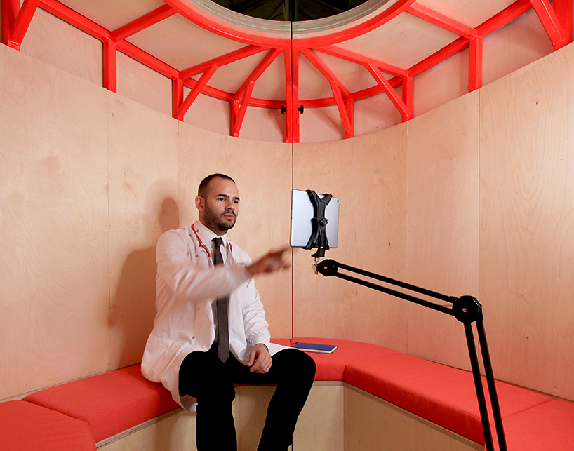 wmb-studio-mobile-feedback-vox-pod-alder-hey-hospital-liverpool-england-03-10-2020-designboom