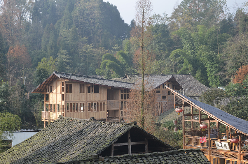 insitu builds a community guesthouse in china with the help of local ...