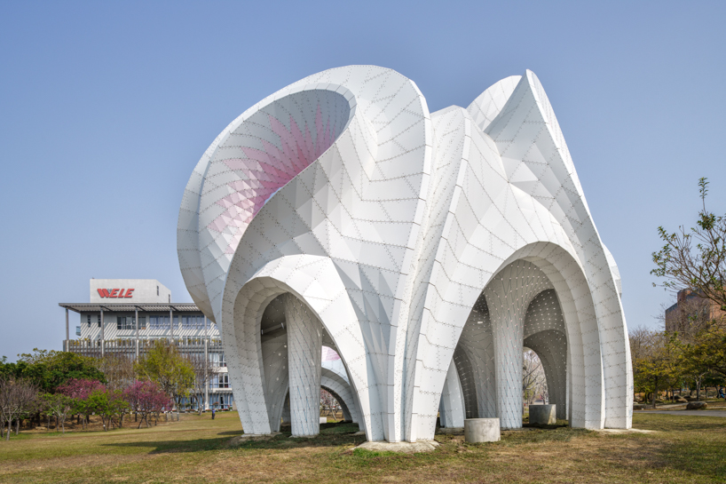 MARC FORNES / THEVERYMANY Sakura Pavilion invita a Taiwán a divertirse y descansar