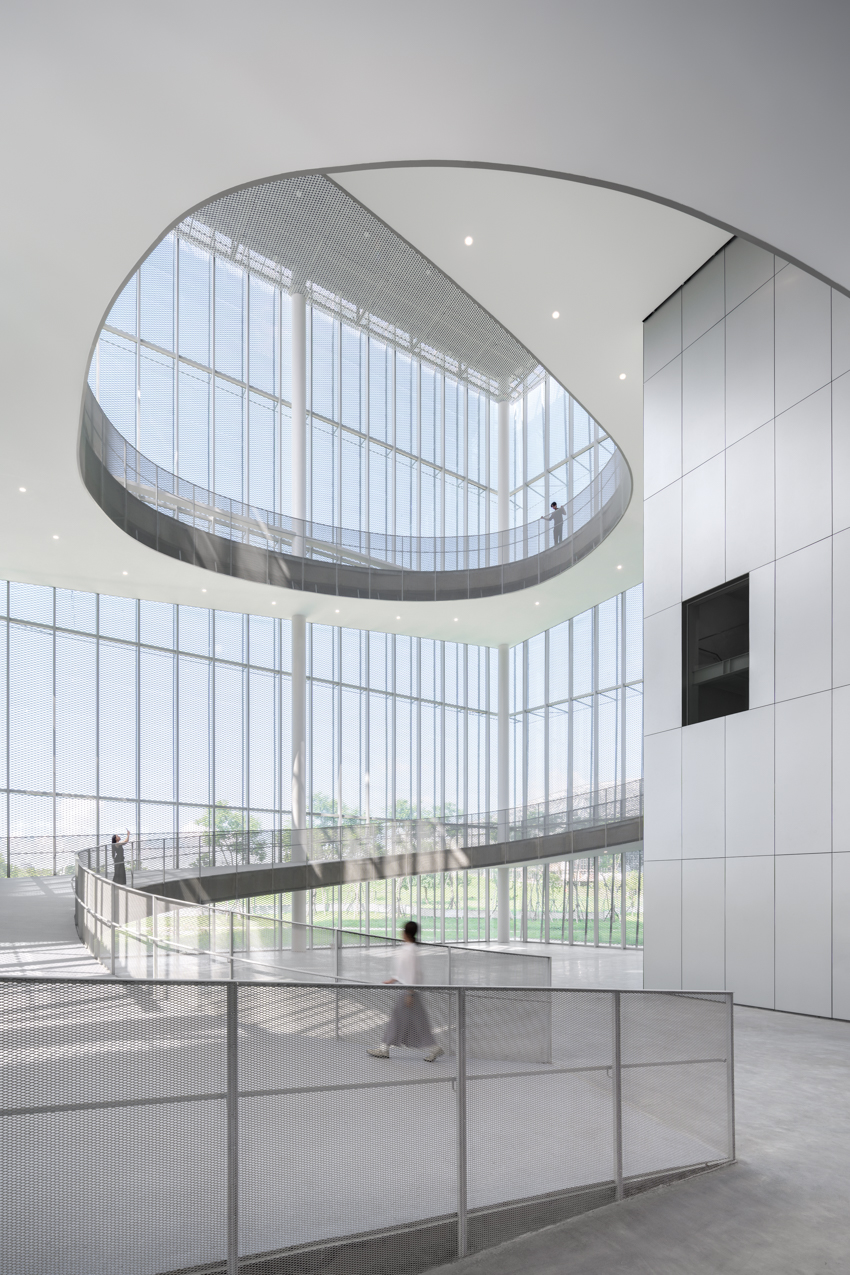 Imágenes del Museo de Arte Typhoon lanzado por primera vez 1