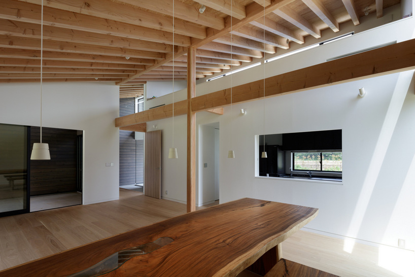 TAPO utilizes timber to build the 'villa in sakura' weekend house in rural japan designboom