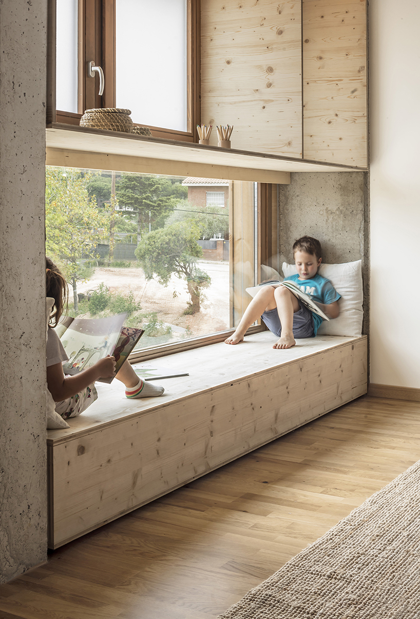 eduard-balcells-ignasi-rius-daniel-tigges-el-til-ler-kindergaten-barcelona-spain-06-19-2019-designboom