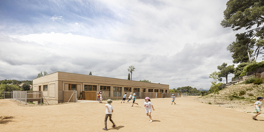 eduard-balcells-ignasi-rius-daniel-tigges-el-til-ler-kindergaten-barcelona-spain-06-19-2019-designboom