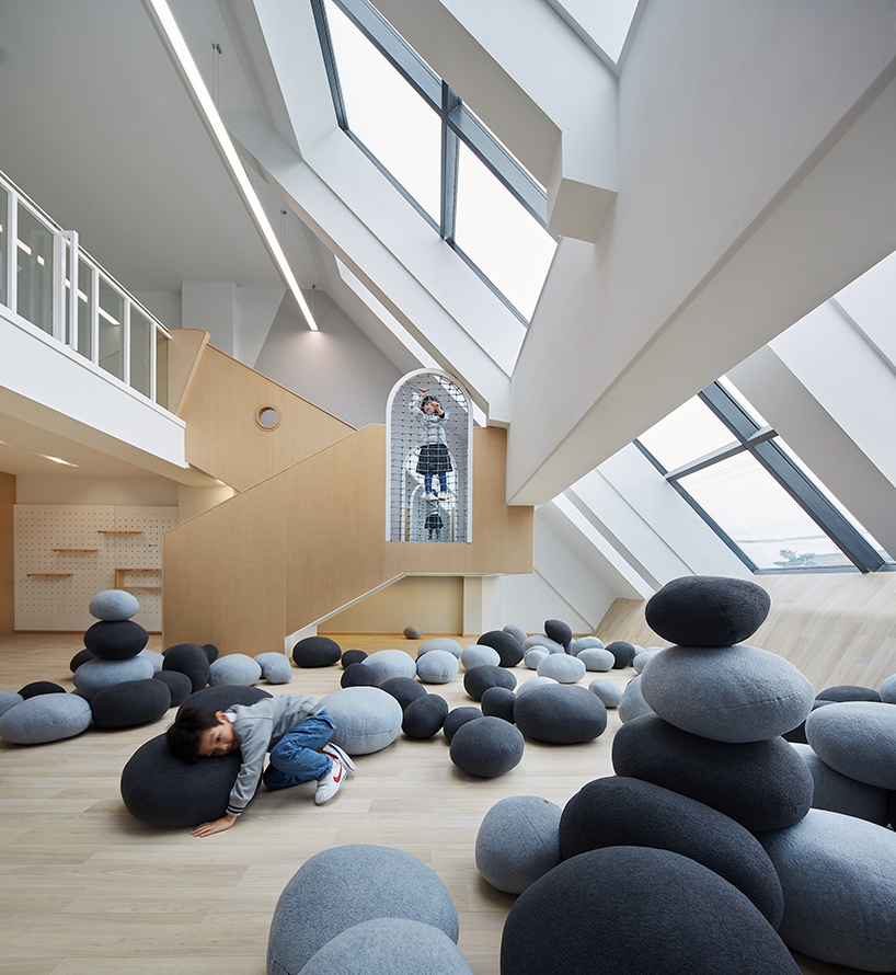 elto consultancy redefines shanghai kindergarten as a life-sized toy