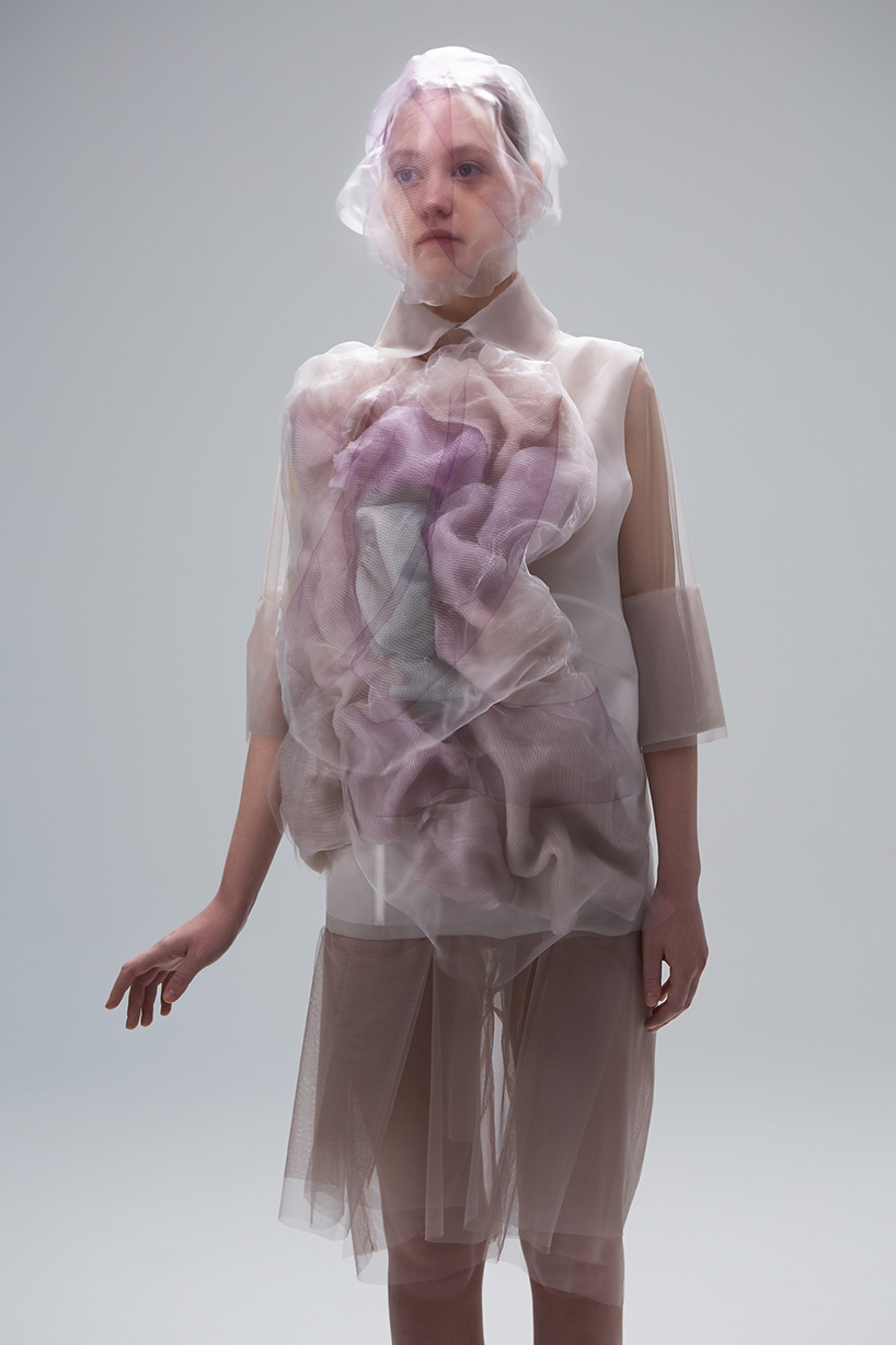 ying-gao-robotic-clothing-reacting-chromatic-spectrum-fashion-design-09-20-2019-designboom