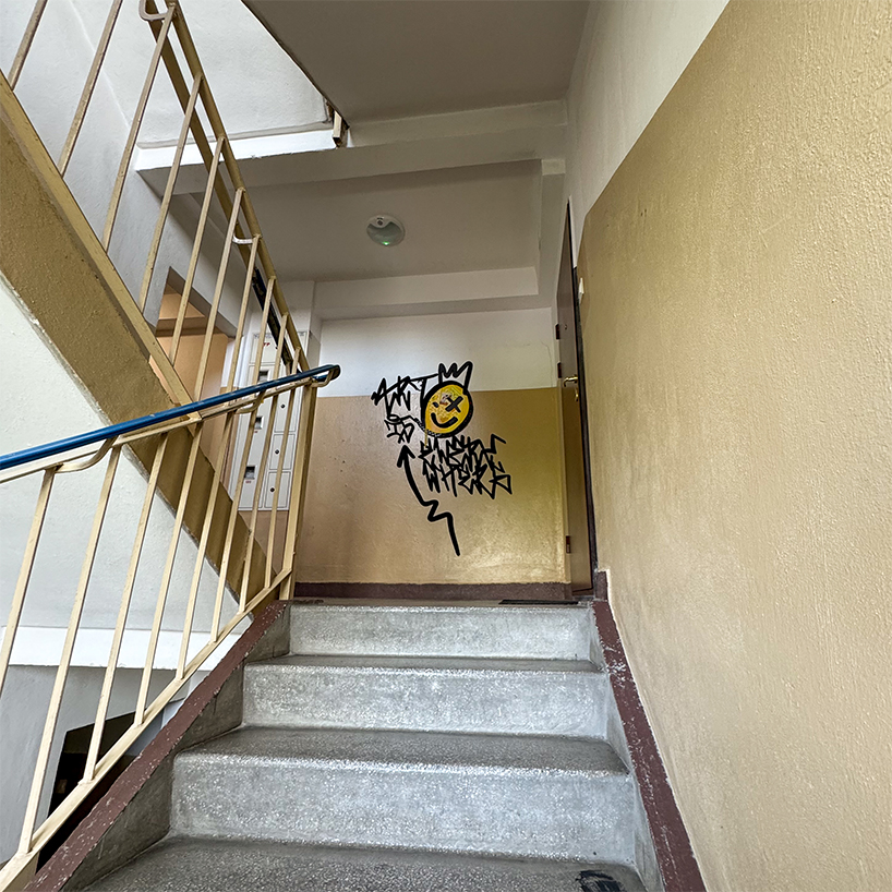 alicja kozlowska takes embroidery to the streets in her new textile graffiti series 10