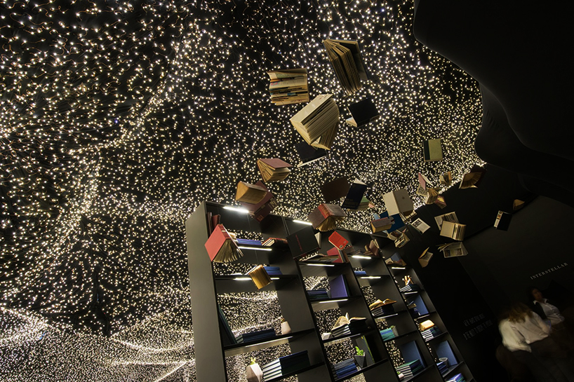 250,000 LED lights illuminate the 'interstellar' restaurant in mexico city designboom