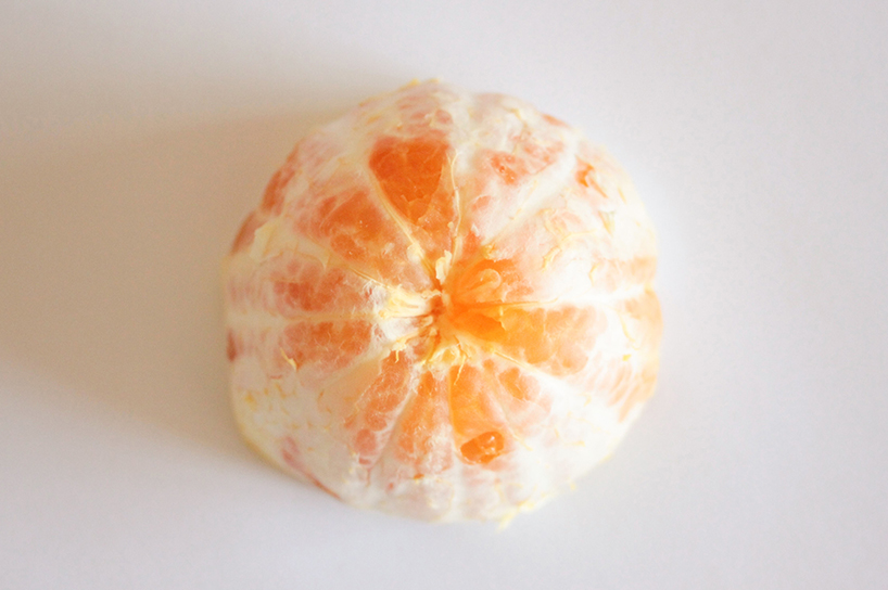 bangku tangerine oleh lorenzo vega didasarkan pada geometri desain buah