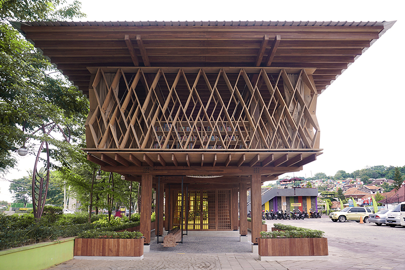 SHAU forms an elevated 'microlibrary' from prefabricated timber in indonesia designboom