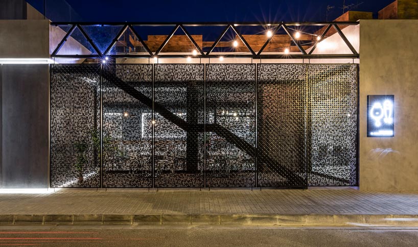 viroc panels and microcement complete VIMARVI's restaurant design in spain