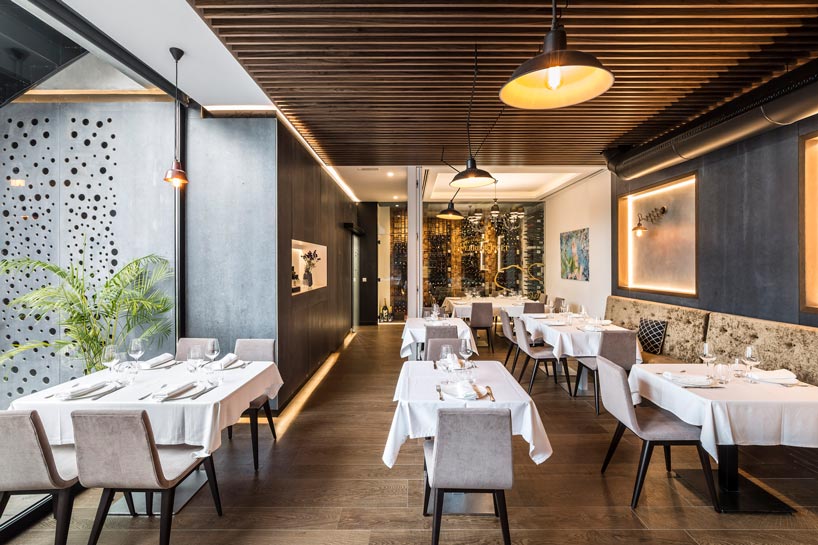 viroc panels and microcement complete VIMARVI's restaurant design in spain