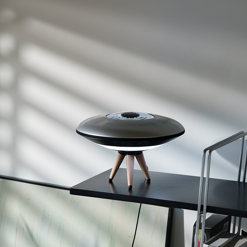 UFaudiO speaker uses ferrofluid to transform music into hypnotic visual performance