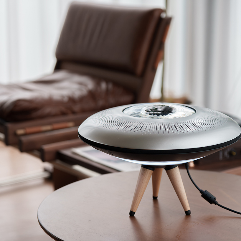 UFaudiO speaker uses ferrofluid to transform music into hypnotic visual performance