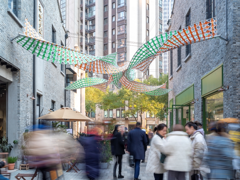 a weaving double helix in shanghai shikumen 8