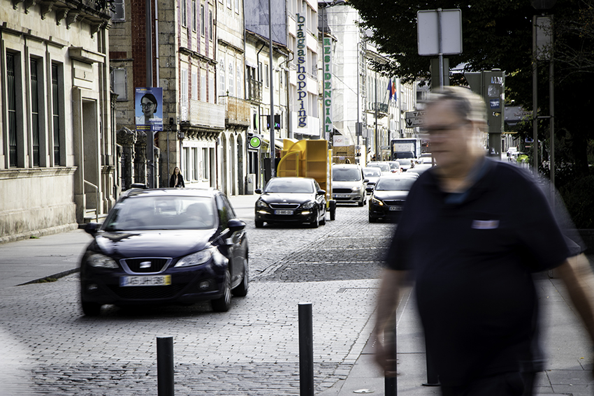 modular yellow greenhouse&nbsp;travels on wheels through portugal for seed germination