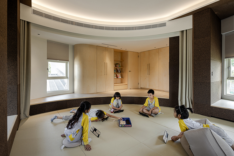 a raum stillness in motion 11