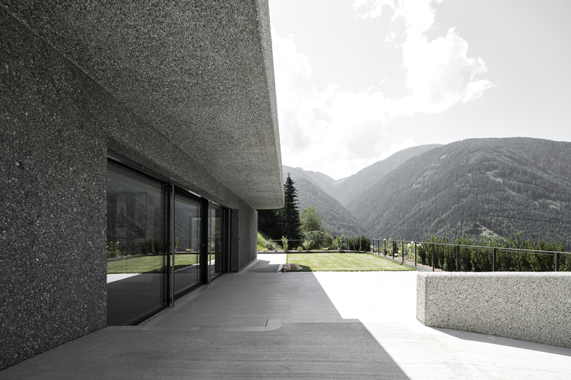 konoA renovates and extends 'house gasser' in south tyrol designboom