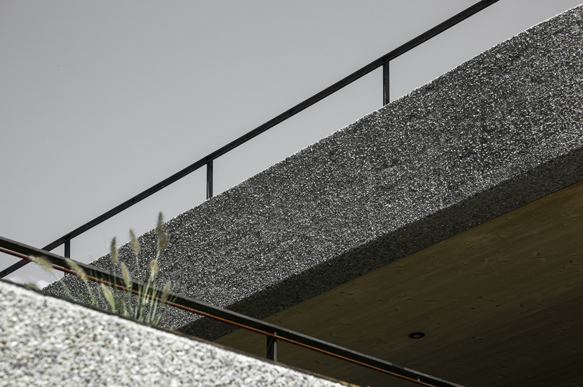 konoA renovates and extends 'house gasser' in south tyrol designboom