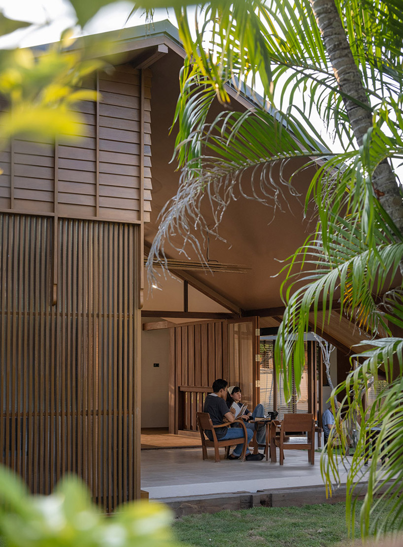 from wooden old house to everyday life in vernacular architecture 4