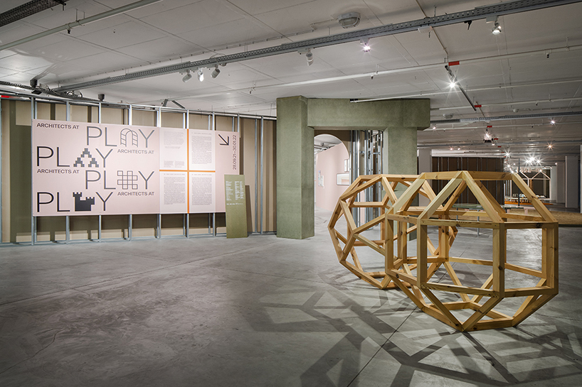 garagem sul presents at play 1