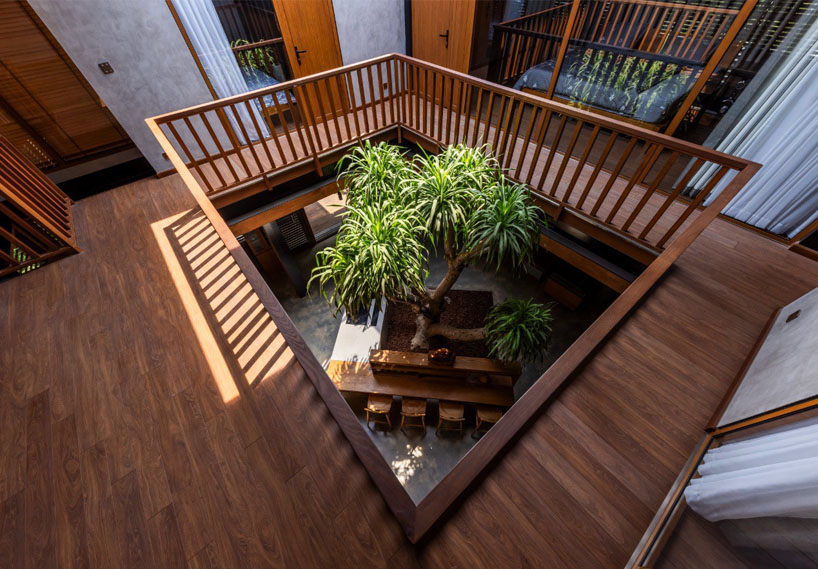 Los arquitectos utilizan soluciones de fachada únicas para crear hogares que respiran por sí mismos 8