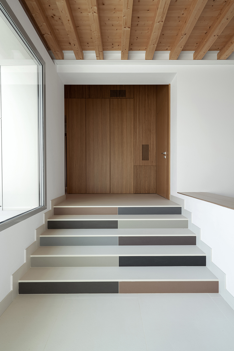 architect francesco pascali designs a villa which pays tribute to the palladian style 7