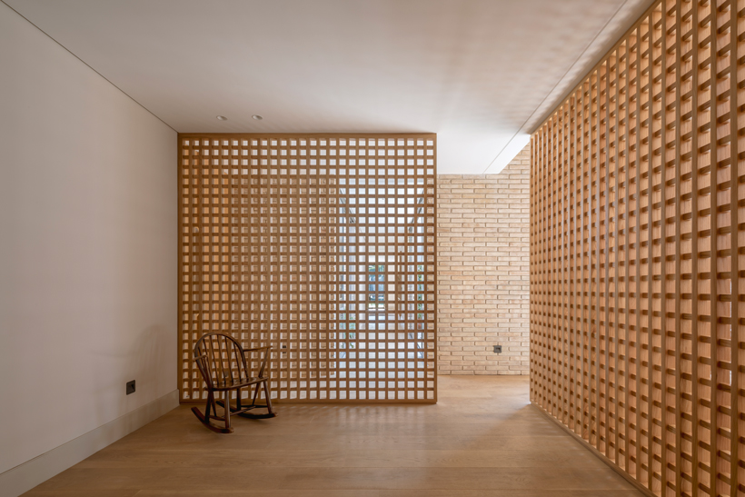 asps white clay brick residence revolves around interior courtyards in mexico city 2