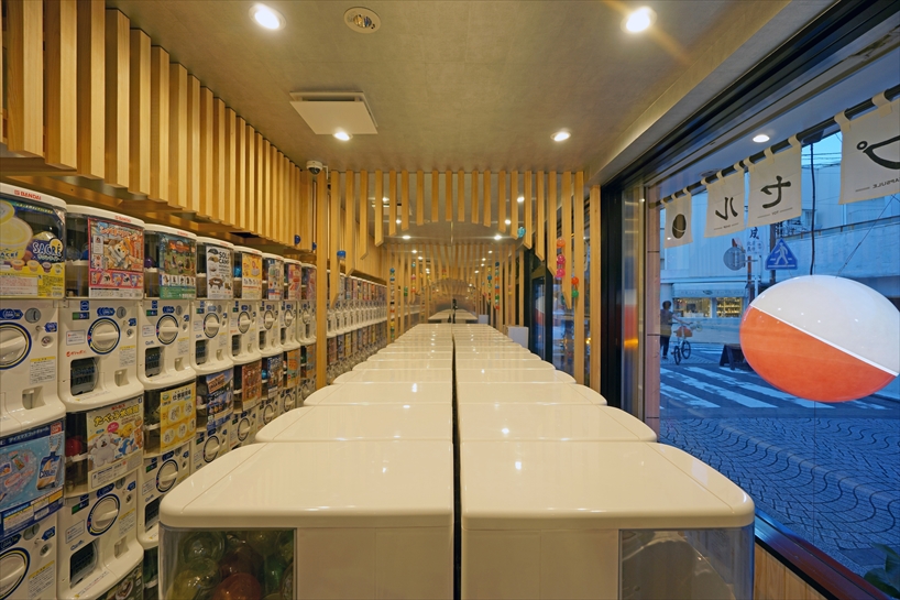 onari capsule capsule toy shop in japan 2