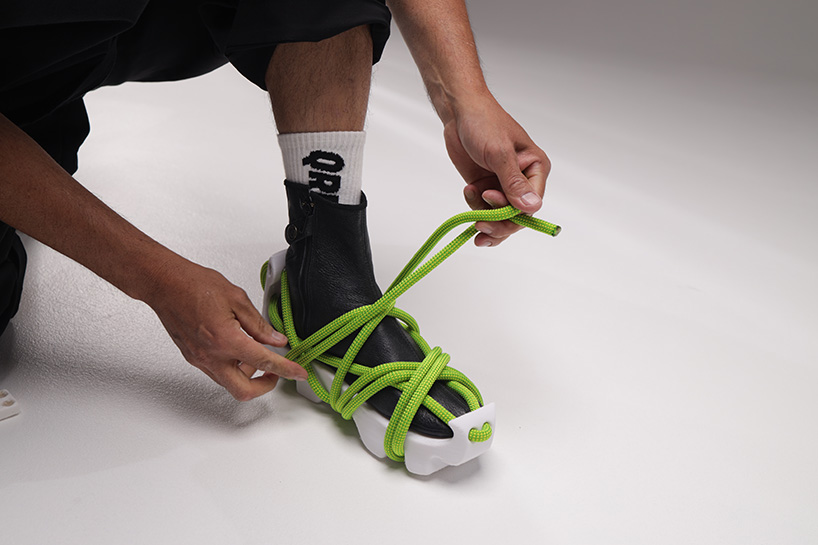 Las zapatillas de deporte impresas en 3D de Daniyar Uderbekov se adaptan a las suelas del usuario con cordones de cuerda de escalada de roca