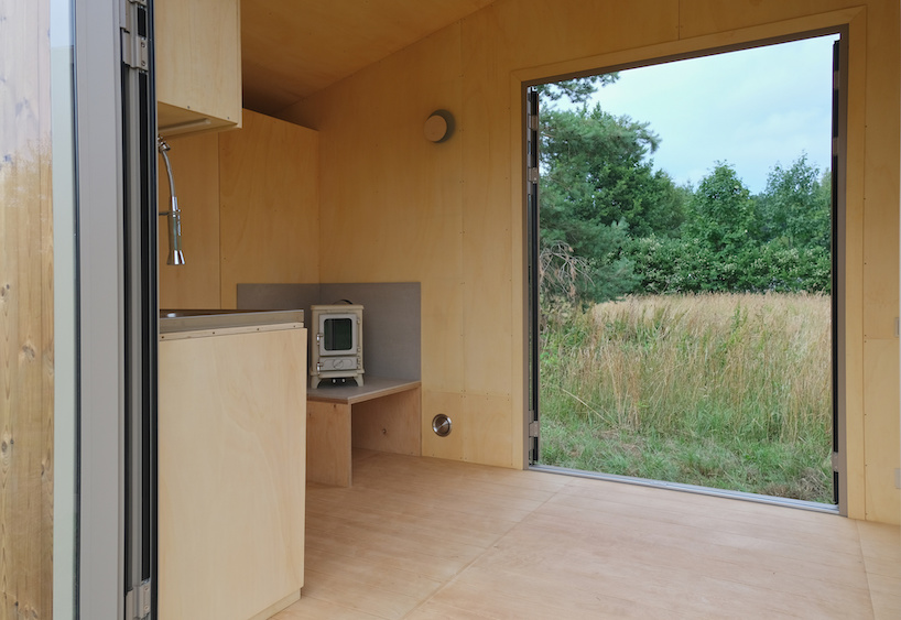this tiny house on wheels brings nature into focus 7