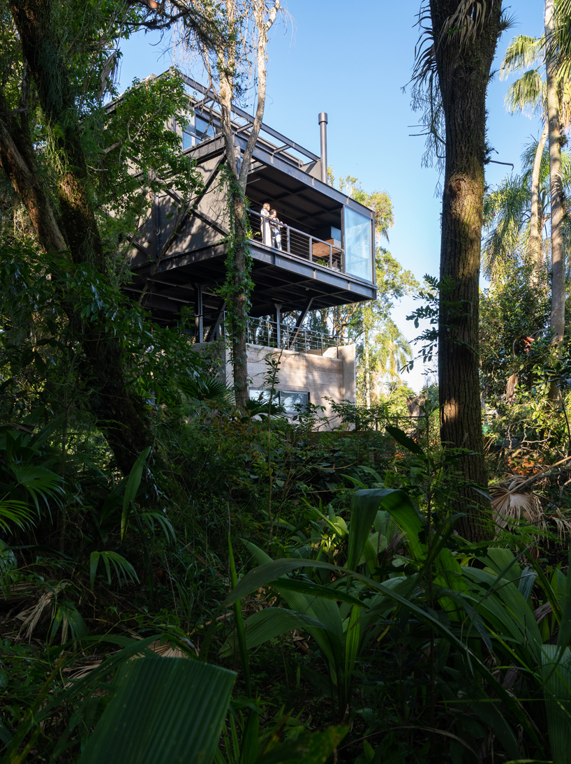 mirador house where everything is about looking at the guaiba lake 10