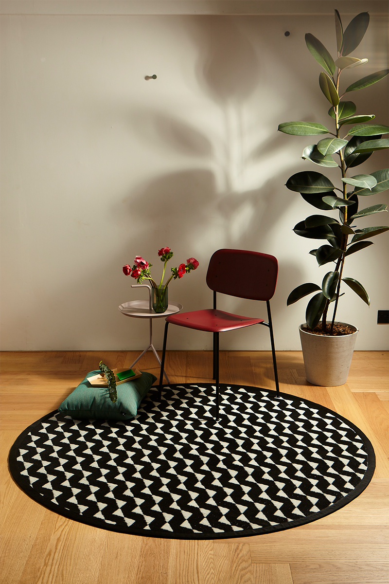 pdm brands first mat collection is developed from the superimposition of simple geometric forms like its name stride 6