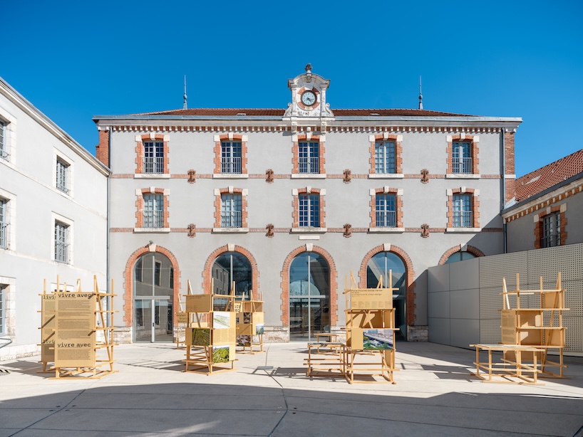 jakob+macfarlane’s modular display re-stages venice biennale’s french pavilion in orléans - 1