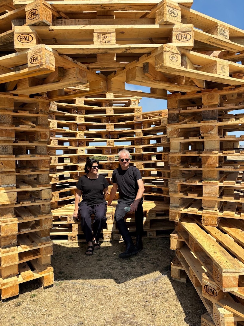 jakob+macfarlane turns reclaimed pallets into contemplative refuge on the normandy coast - 7