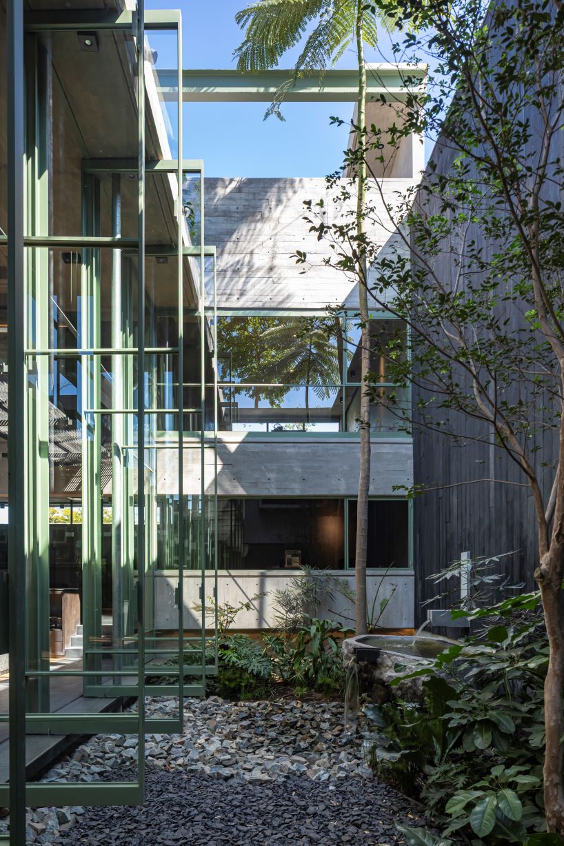 assemblage of concrete, stone, and steel blocks shape di frenna arquitectos' mexico office
