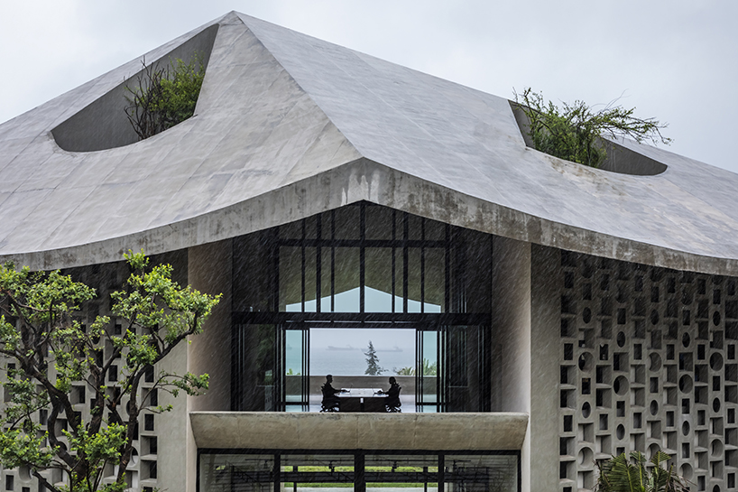 living and working spaces coexist under a roof amid vietnamese coastal landscape 4