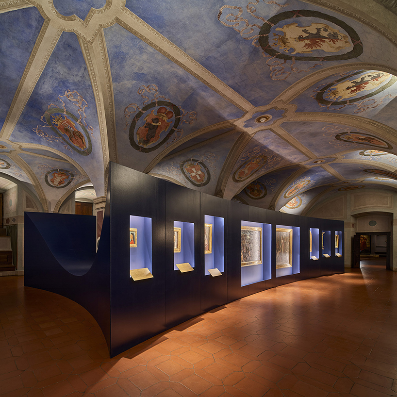 NArchtikTURA exhibits botticelli masterpiece in renaissance chamber at warsaw’s royal castle