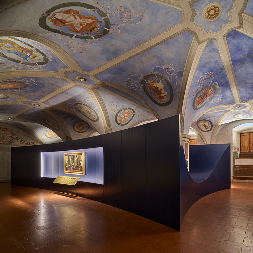 NArchtikTURA exhibits Botticelli's masterpiece in the Renaissance chamber of the Royal Castle in Warsaw